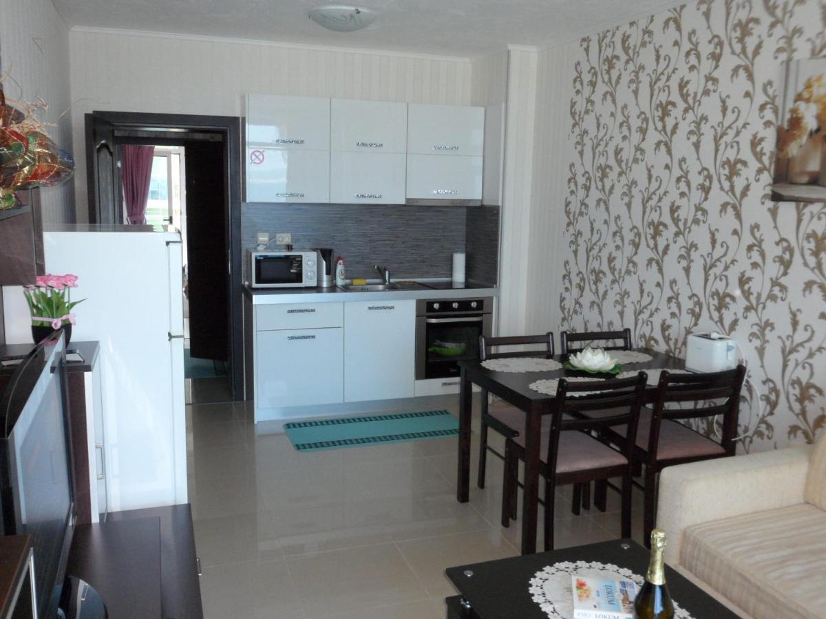 Apartment Sianie В Центъра На Слънчев Бряг, Само На Няколко Крачки От Плажа Exterior foto